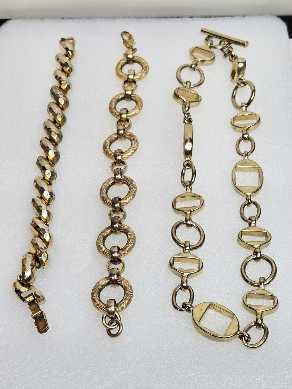 St. John Collection Gold-Tone Linked Bracelet And 18k BZ Bracelet, And Necklace - Picture 2 of 4